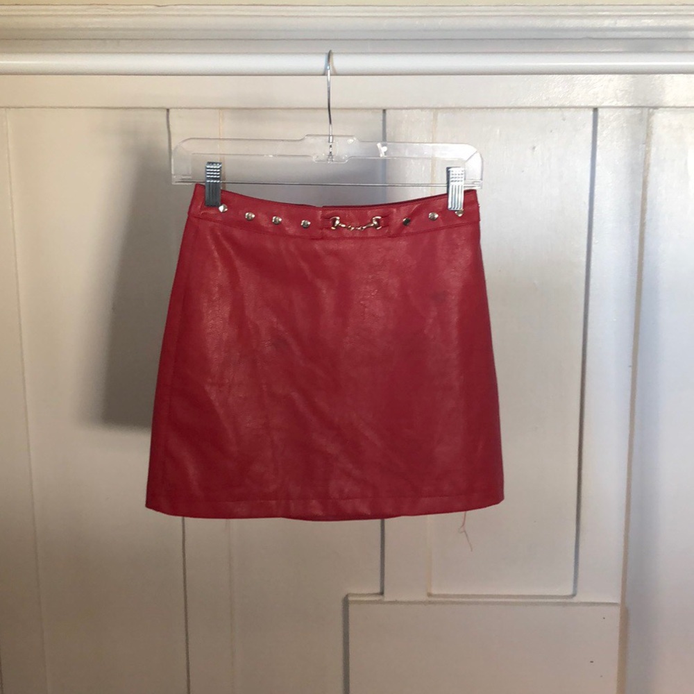 Red Faux Leather Mini/-Skirt
